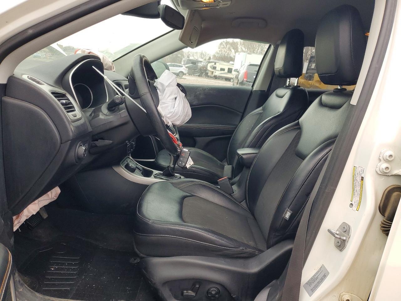 2017 JEEP Compass