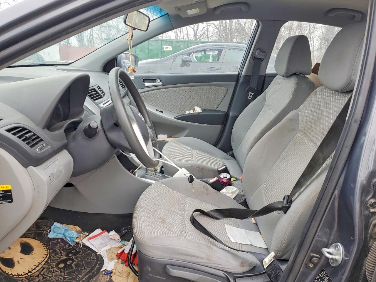 2012 HYUNDAI ACCENT
