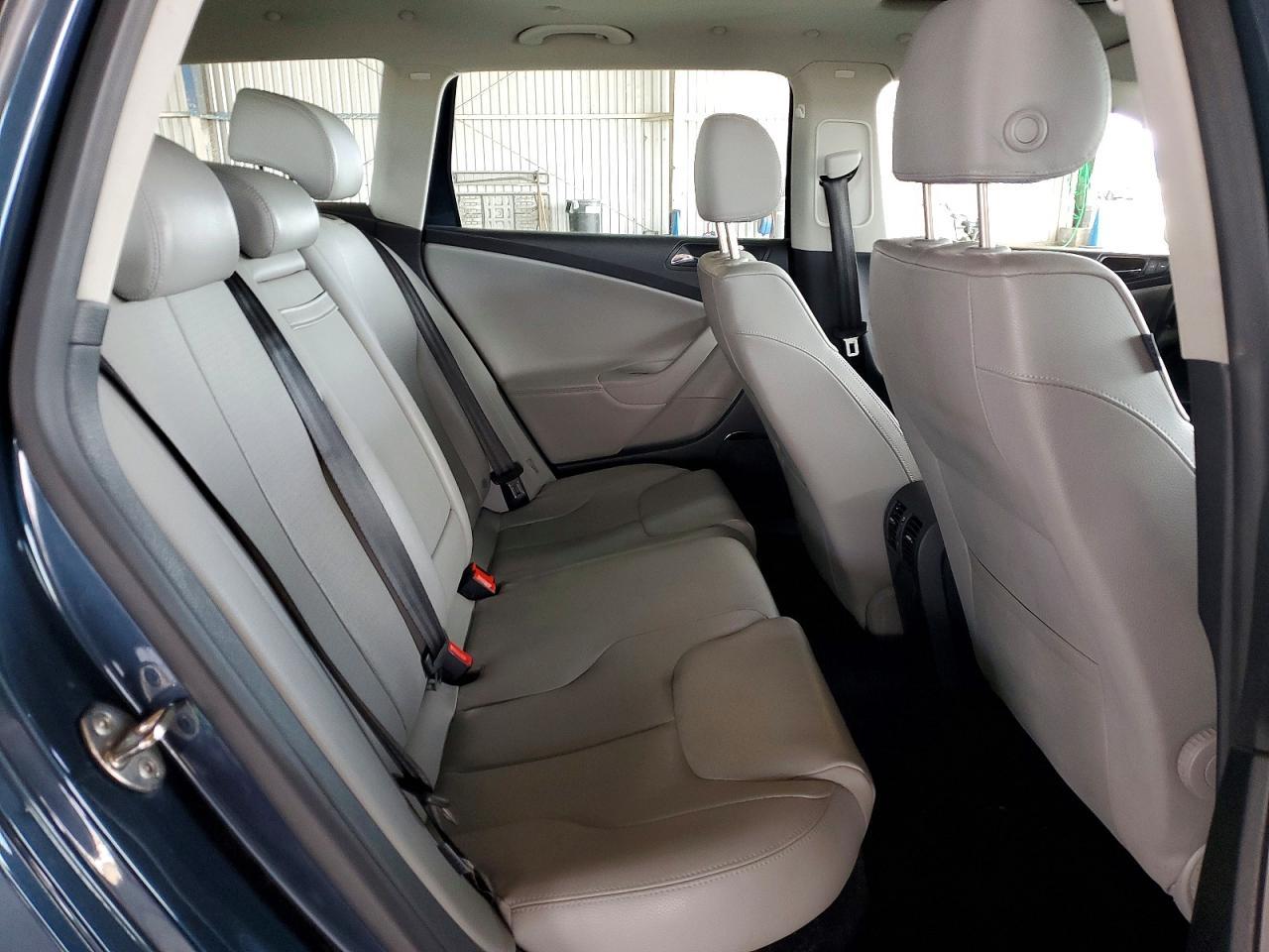 2007 VOLKSWAGEN Passat