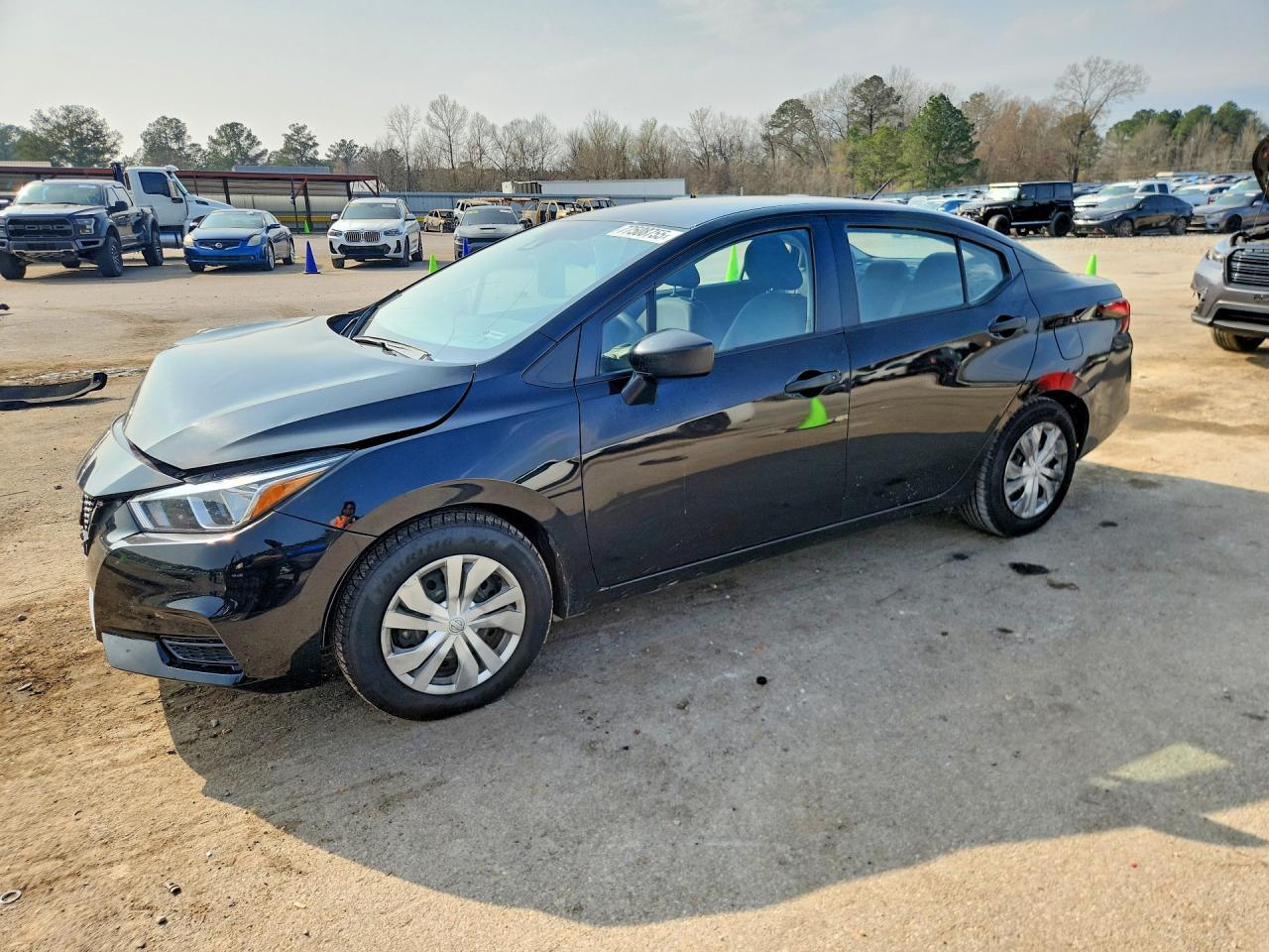 2020 NISSAN VERSA