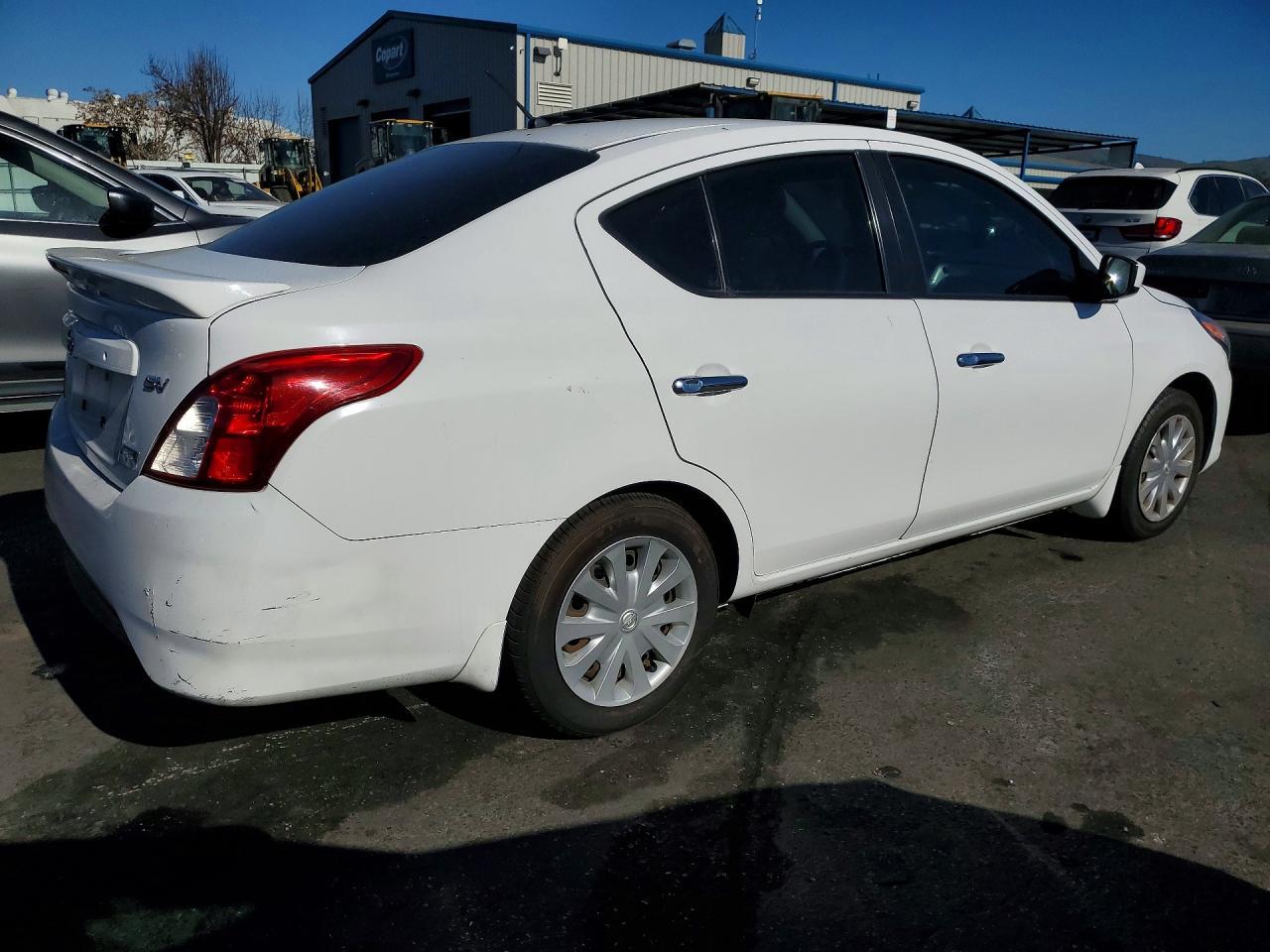 2016 NISSAN VERSA