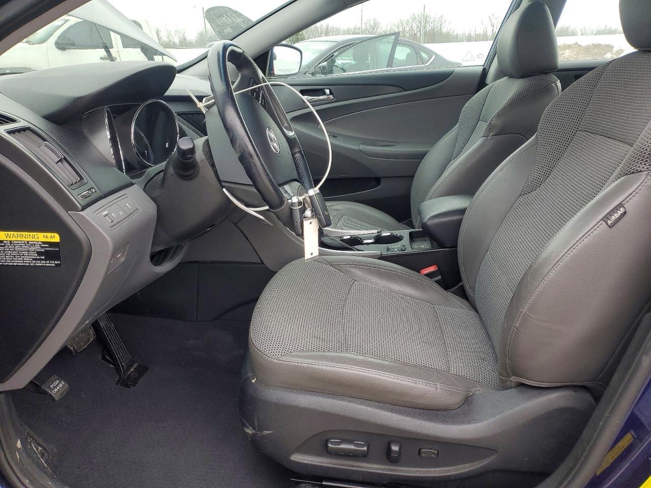 2013 HYUNDAI SONATA