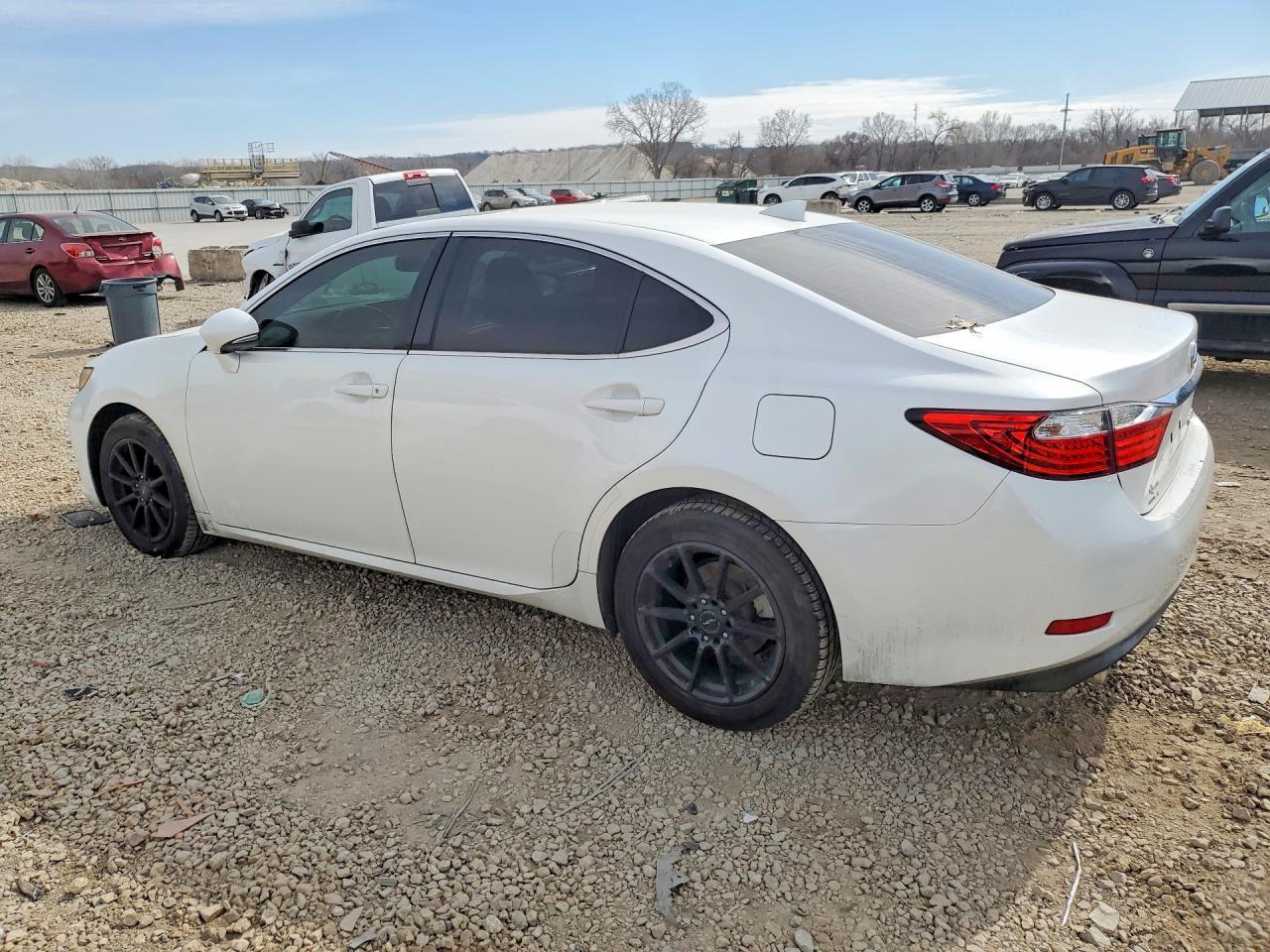 2015 LEXUS Es