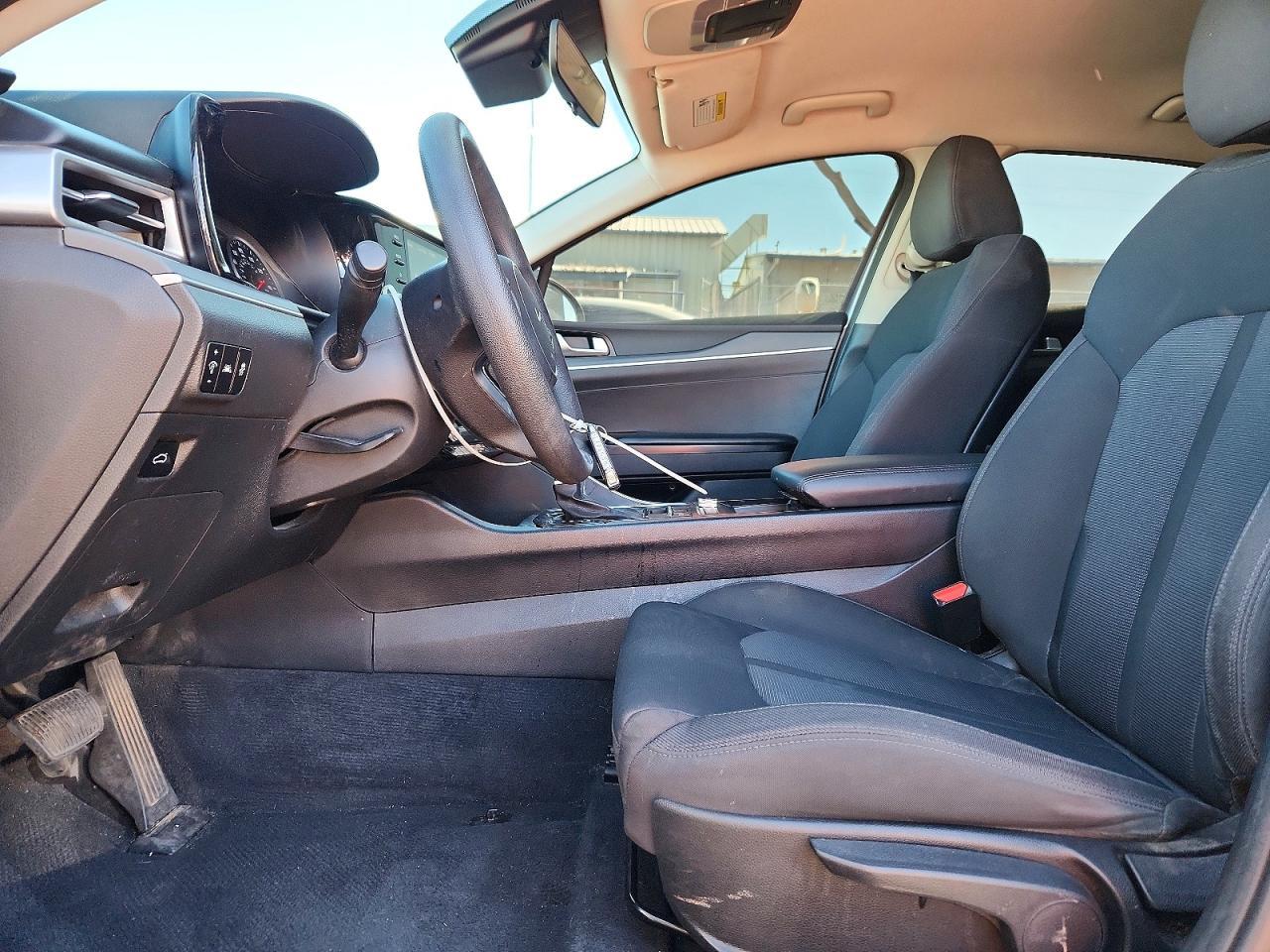 2022 KIA K5