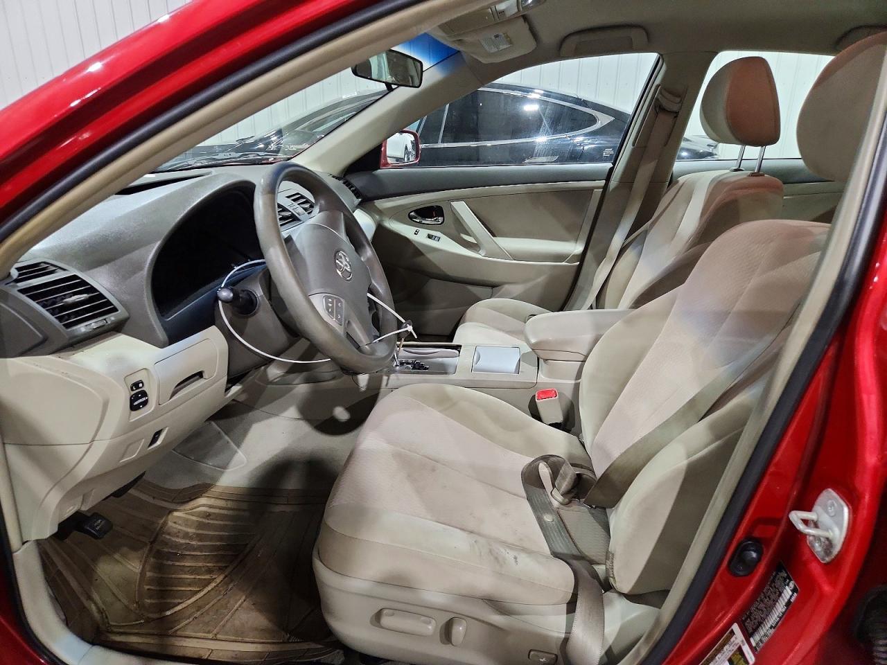 2010 TOYOTA CAMRY