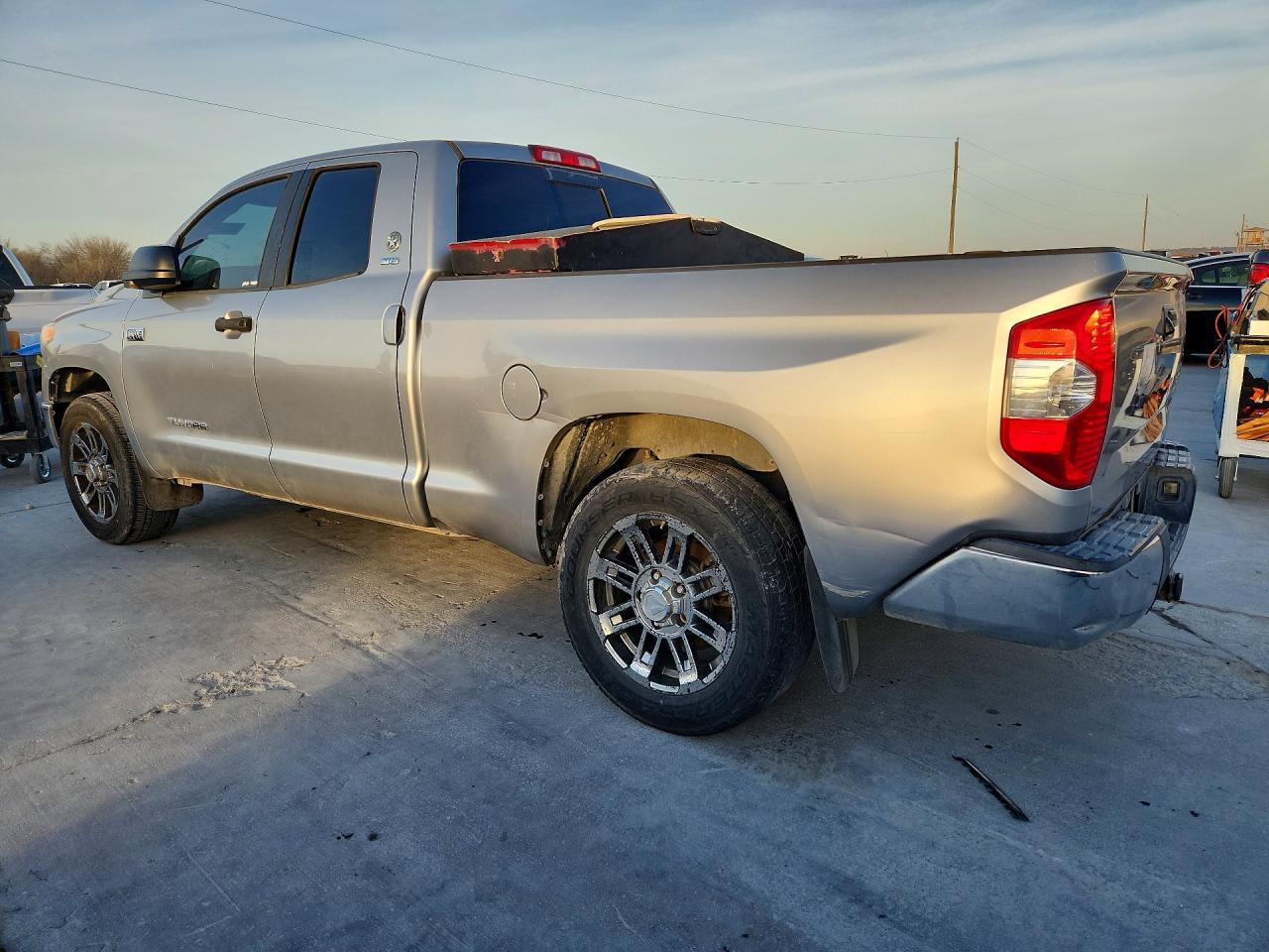 2014 TOYOTA TUNDRA