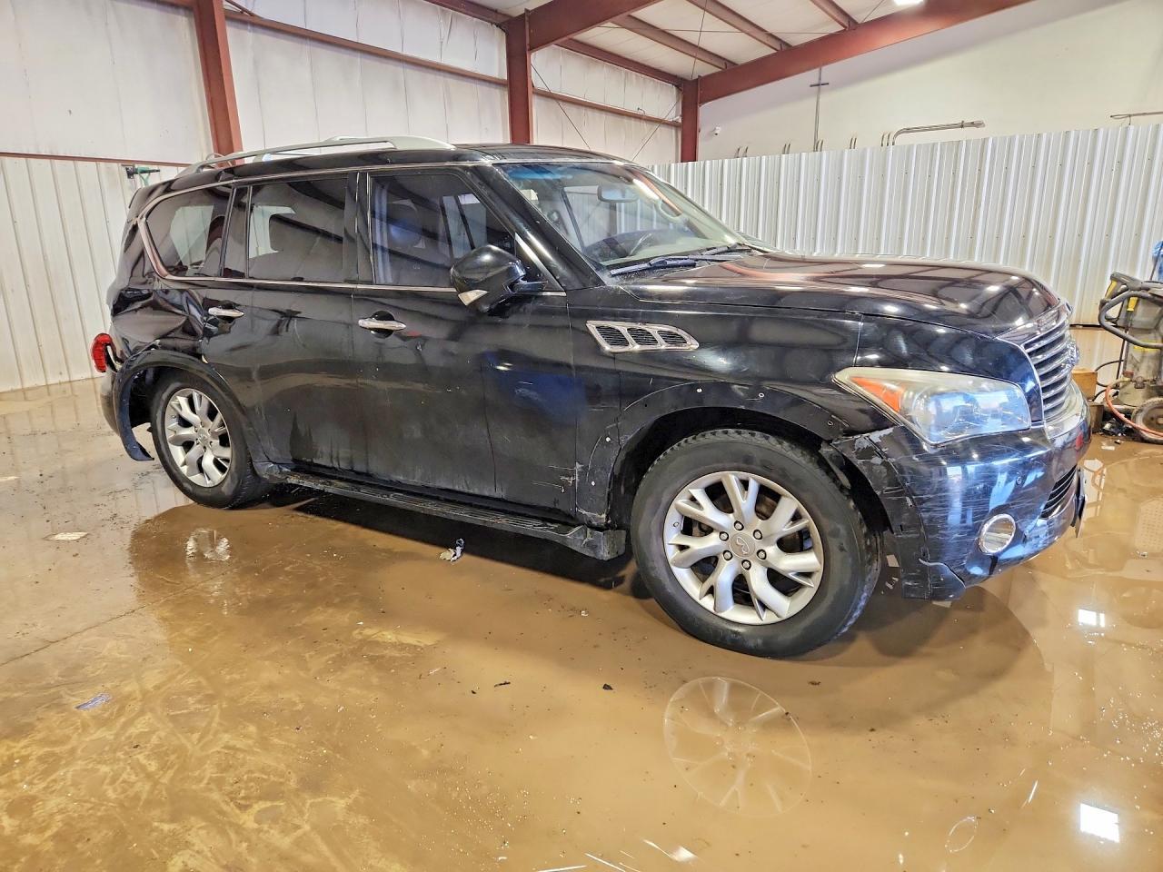 2011 INFINITI QX56
