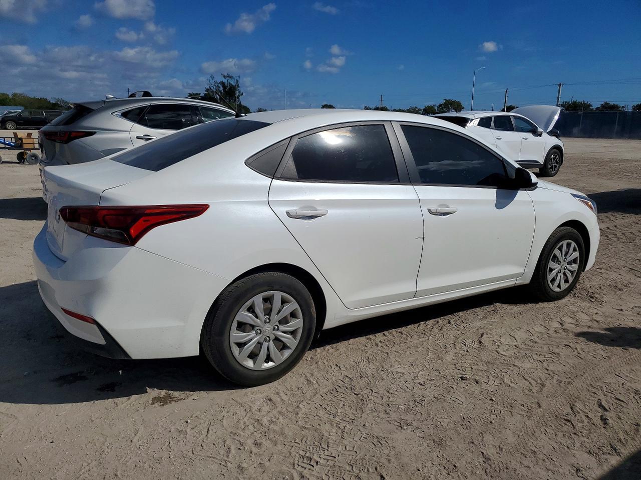 2021 HYUNDAI ACCENT