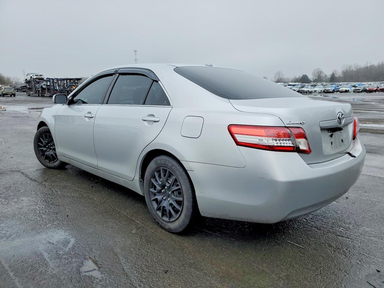 2010 TOYOTA CAMRY