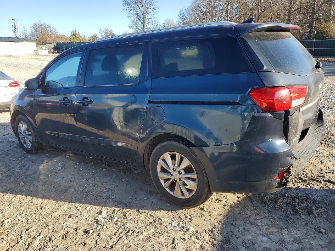 2015 KIA SEDONA