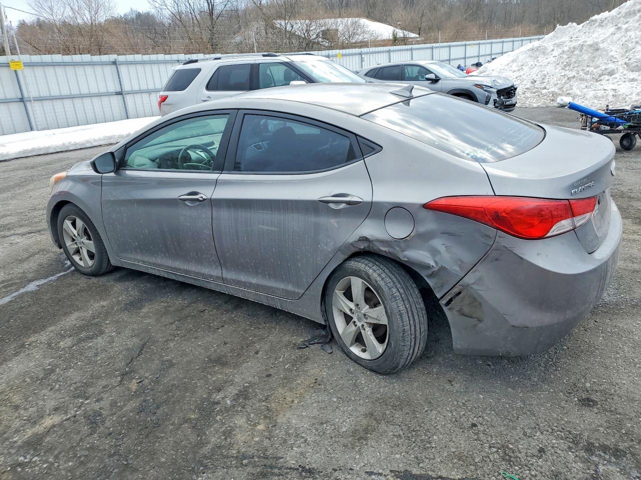 2011 HYUNDAI ELANTRA