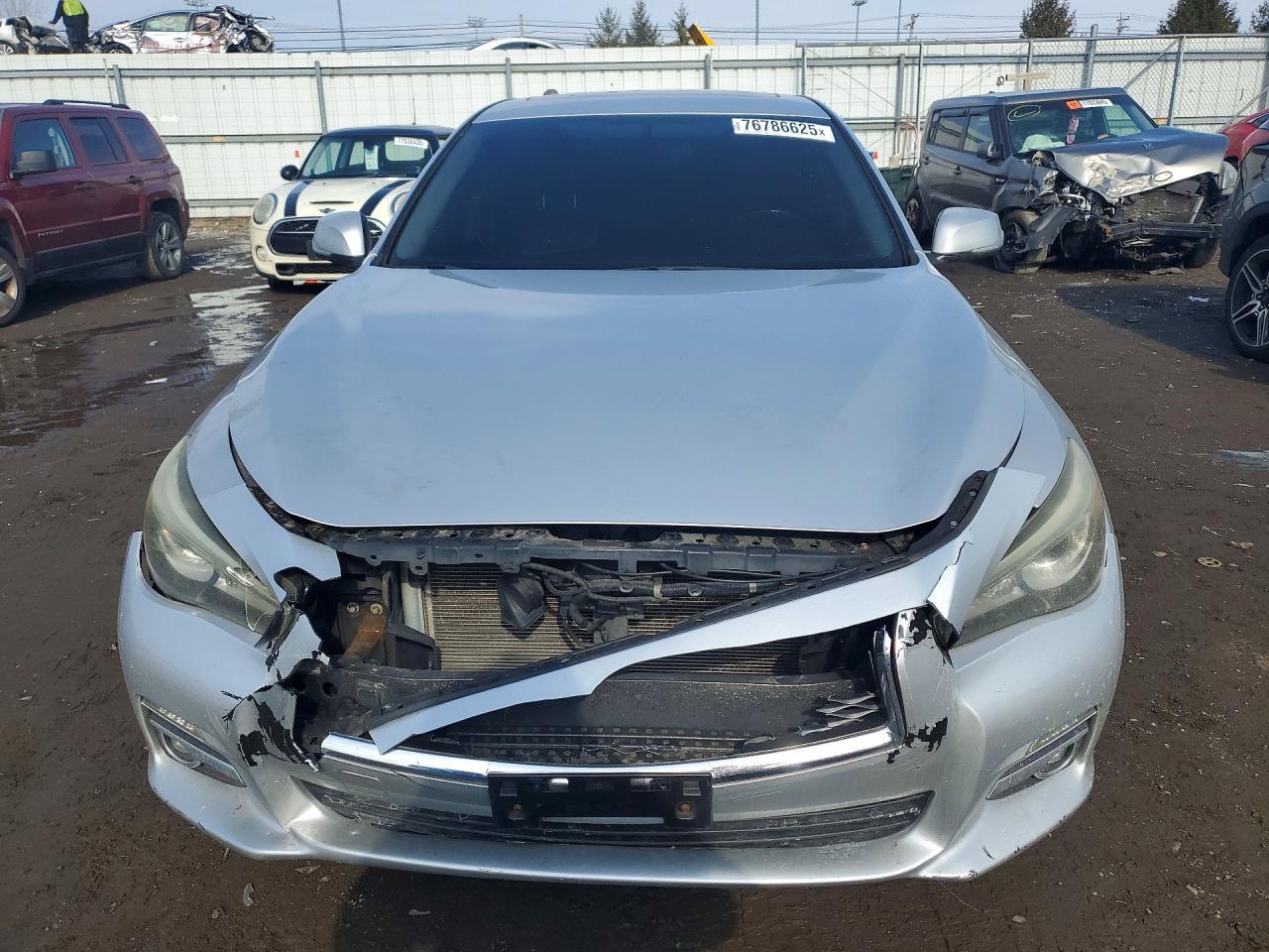 2014 INFINITI Q50