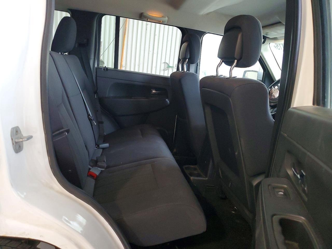 2011 JEEP Liberty