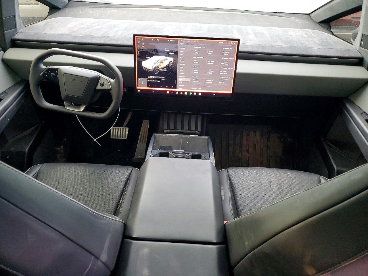 2024 TESLA Cybertruck