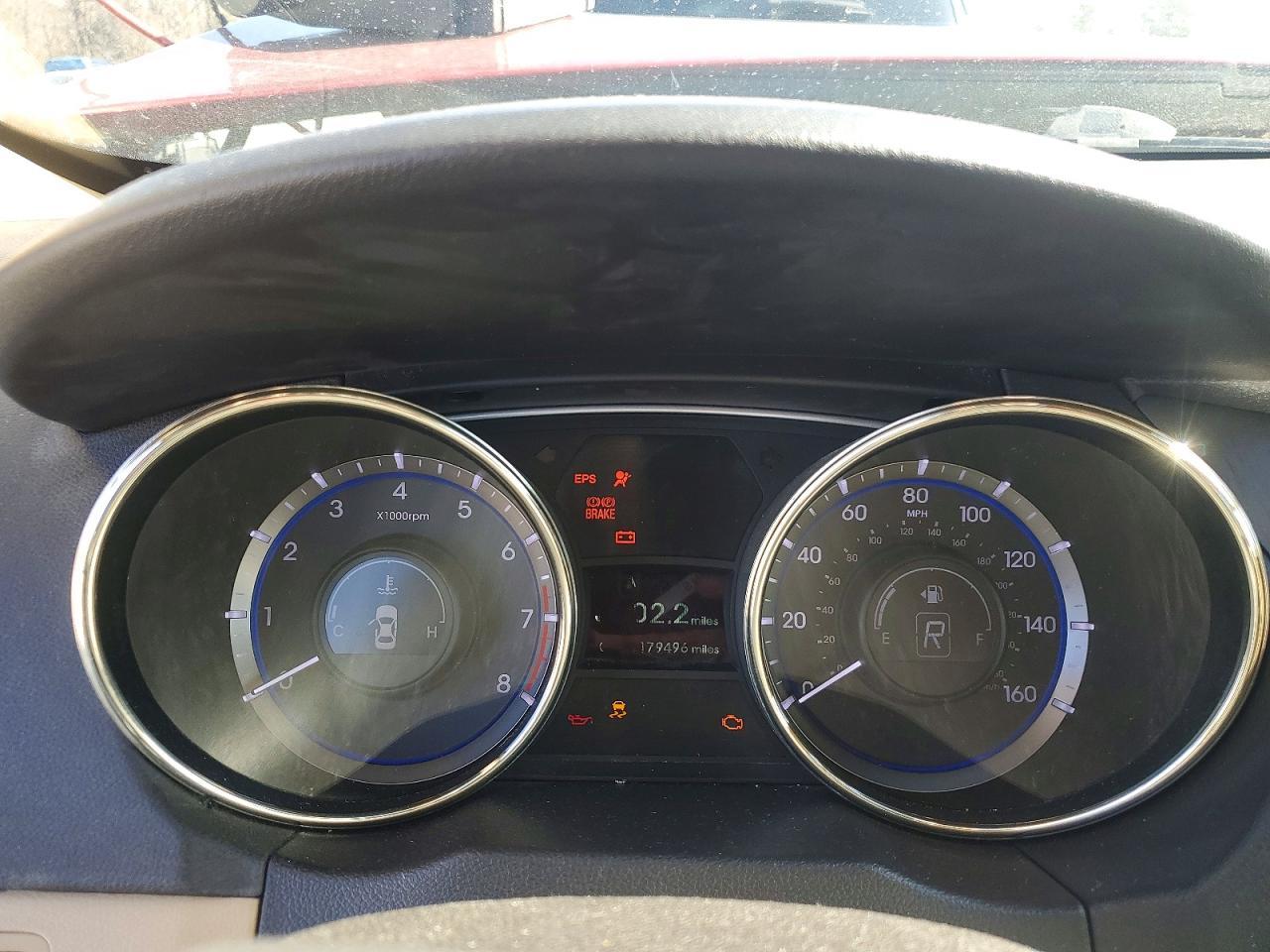2011 HYUNDAI SONATA
