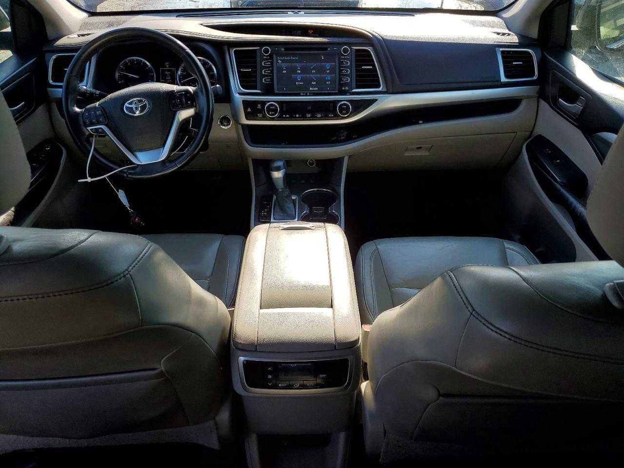 2015 TOYOTA HIGHLANDER