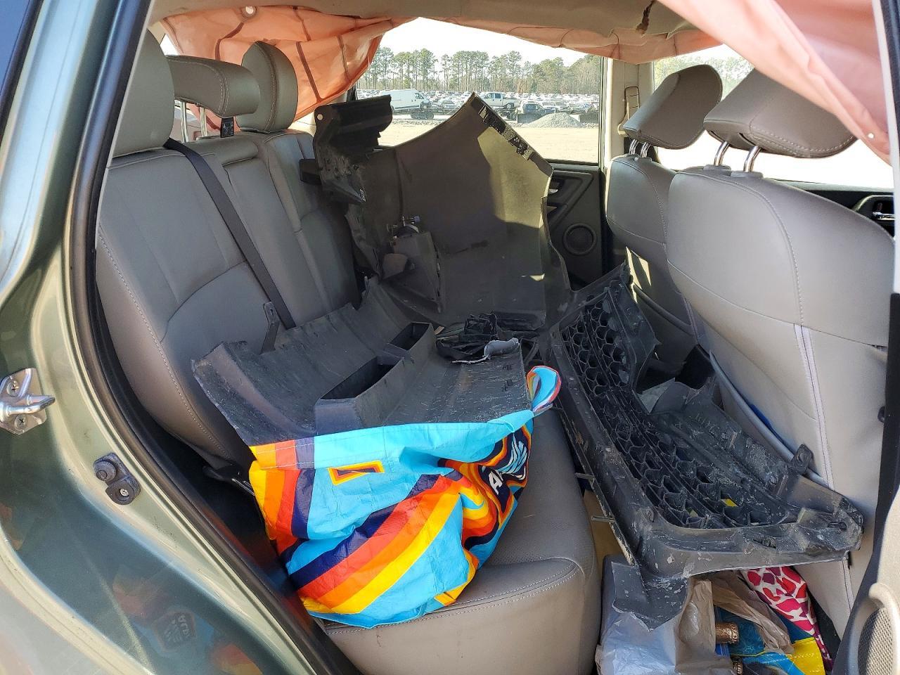 2015 SUBARU FORESTER