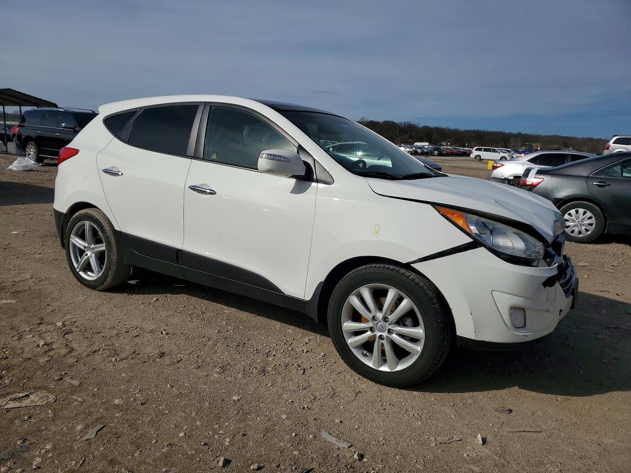 2013 HYUNDAI TUCSON