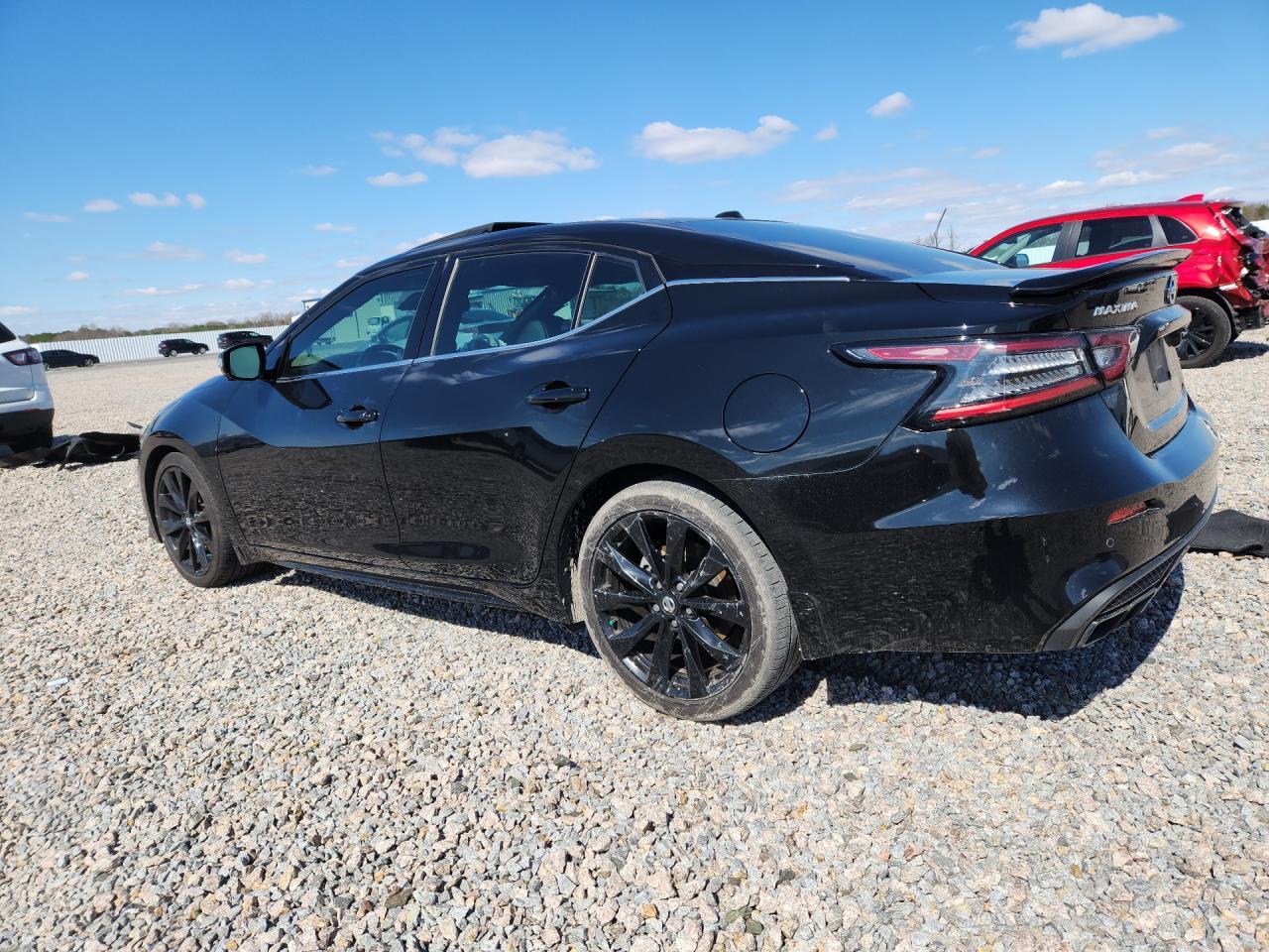 2022 NISSAN Maxima