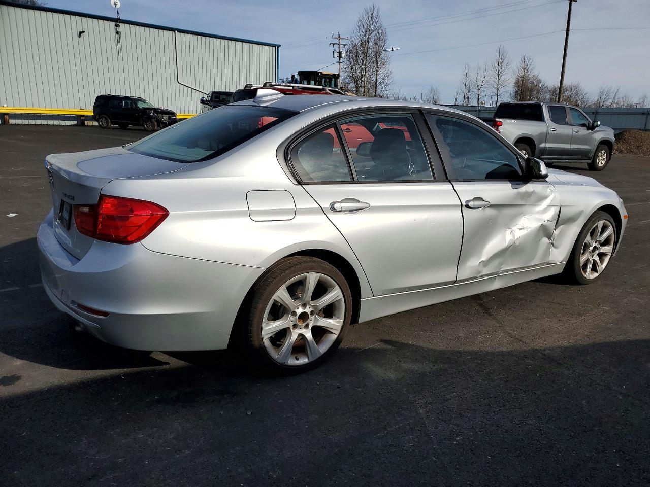 2013 BMW 3 SERIES