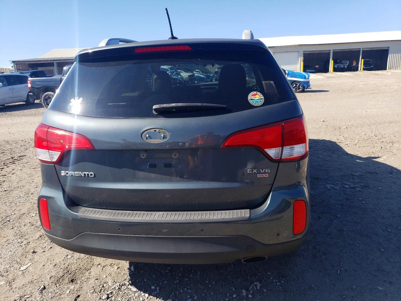 2015 KIA SORENTO