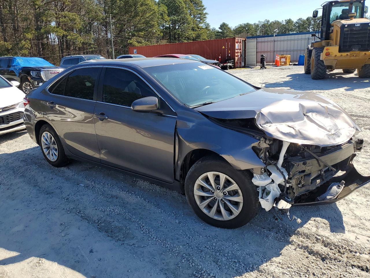2017 TOYOTA CAMRY