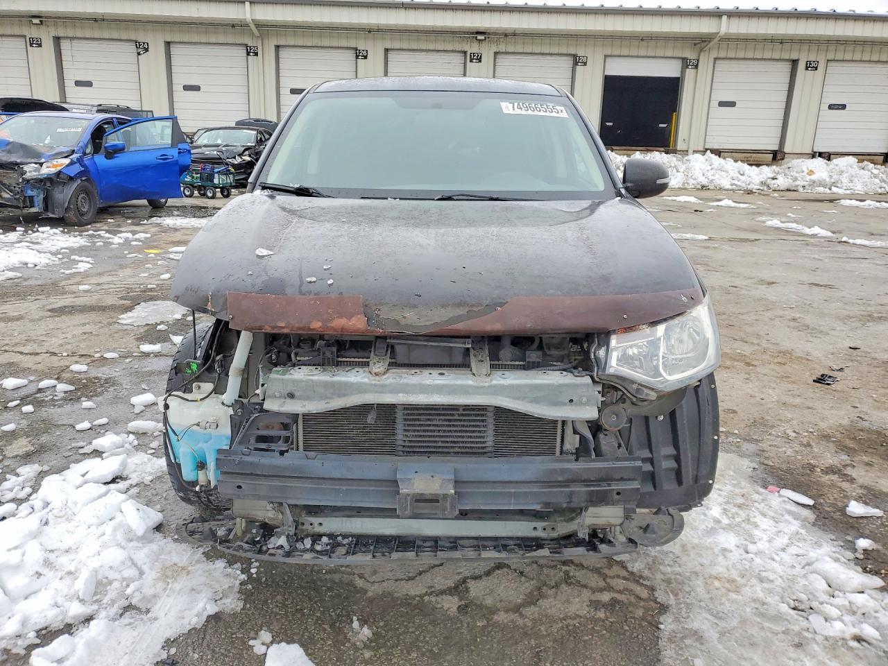 2014 MITSUBISHI outlander
