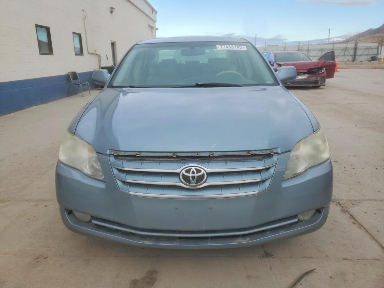 2007 TOYOTA Avalon