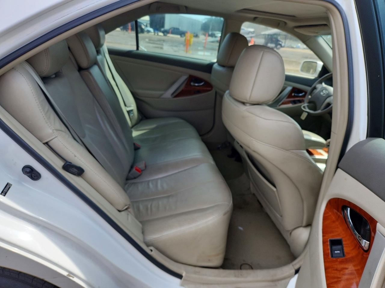2010 TOYOTA CAMRY