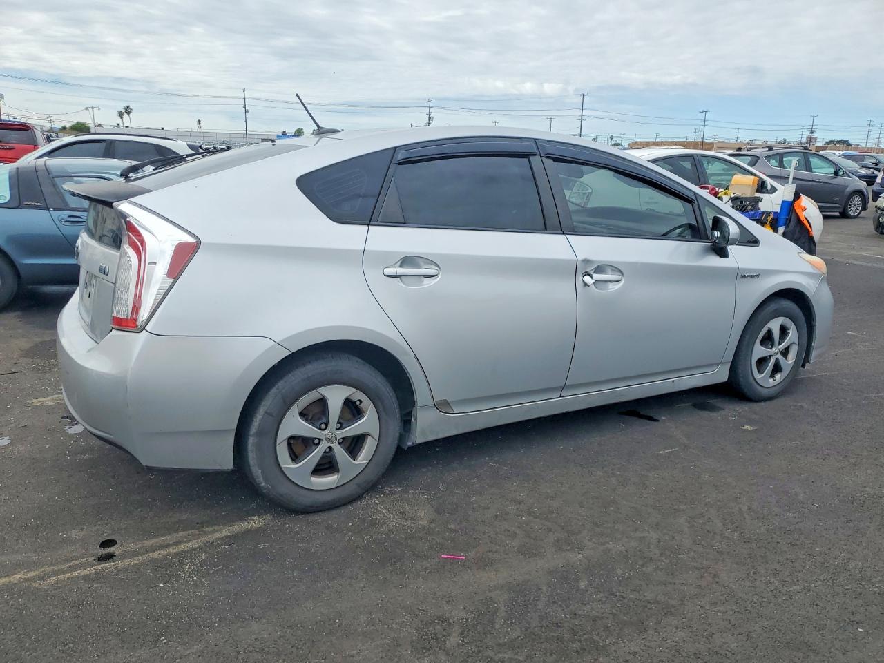 2013 TOYOTA PRIUS