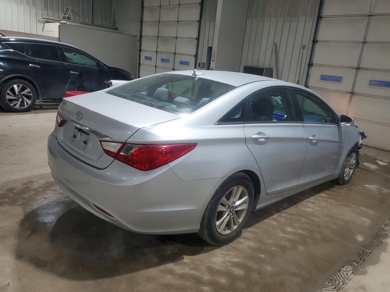 2012 HYUNDAI SONATA