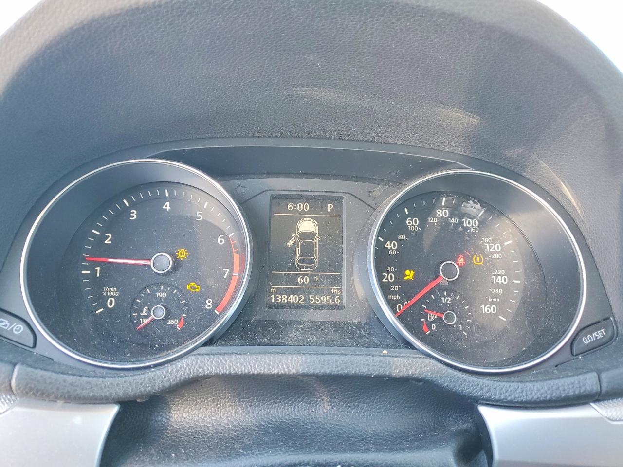 2016 VOLKSWAGEN Passat