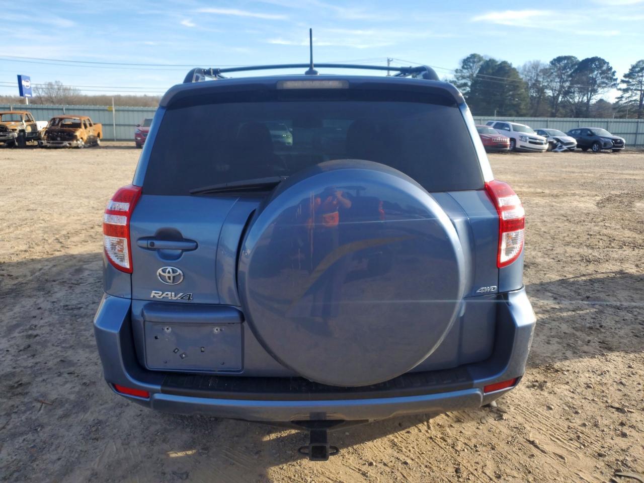 2011 TOYOTA RAV4
