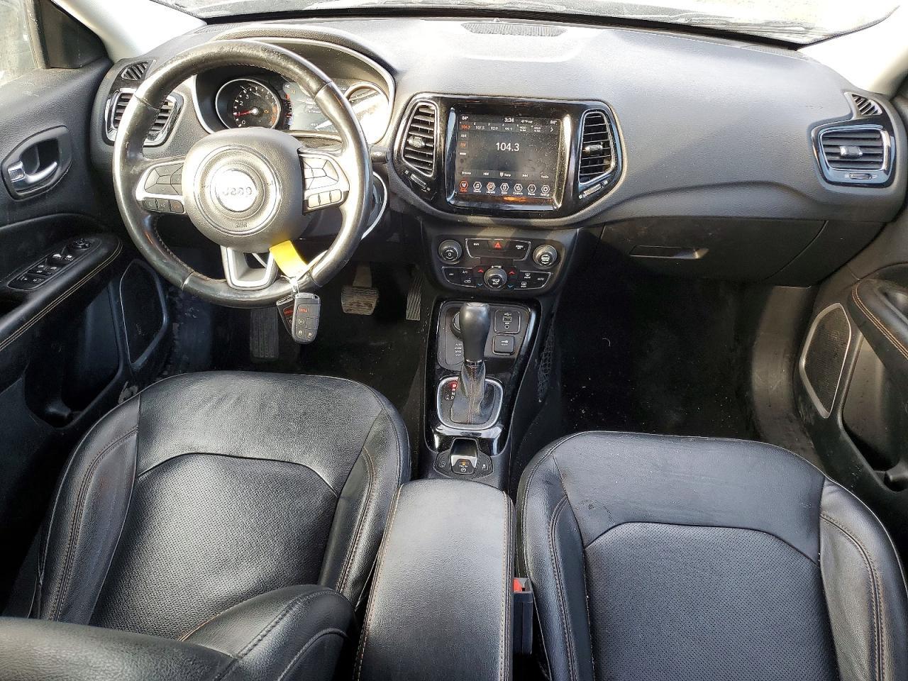 2020 JEEP Compass