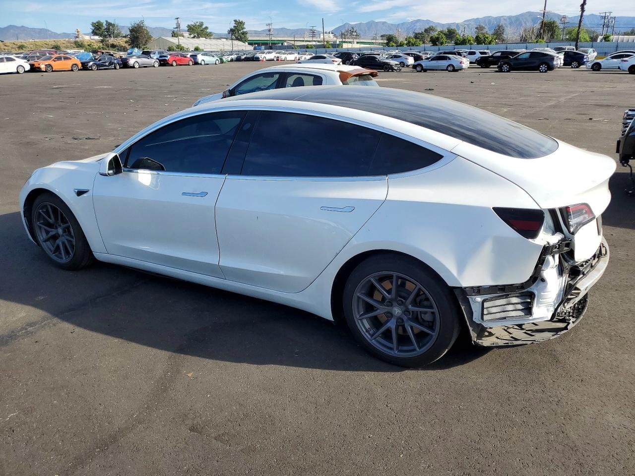 2020 TESLA MODEL 3