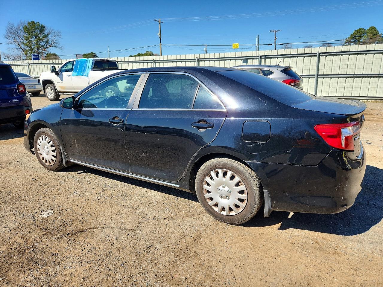 2012 TOYOTA CAMRY