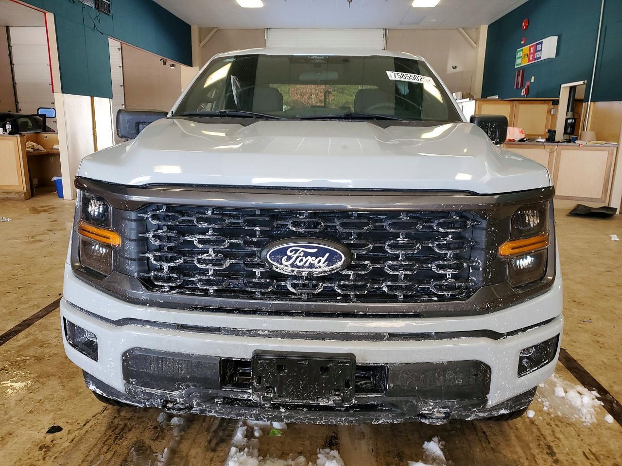 2024 FORD F-150 Lightning