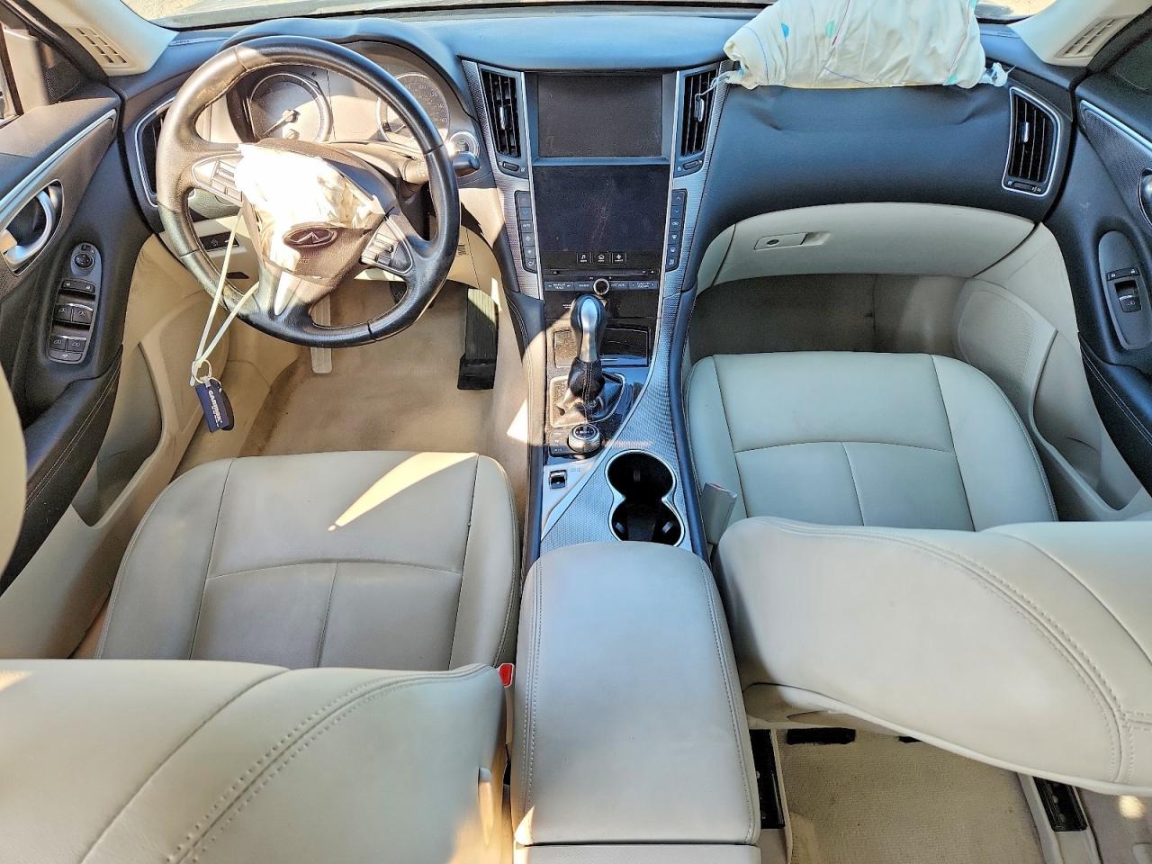 2016 INFINITI Q50