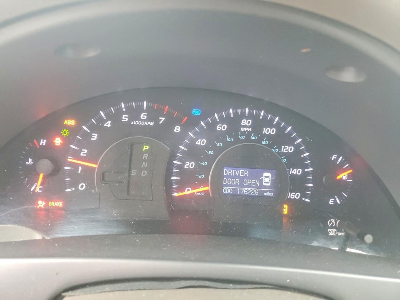 2011 TOYOTA CAMRY