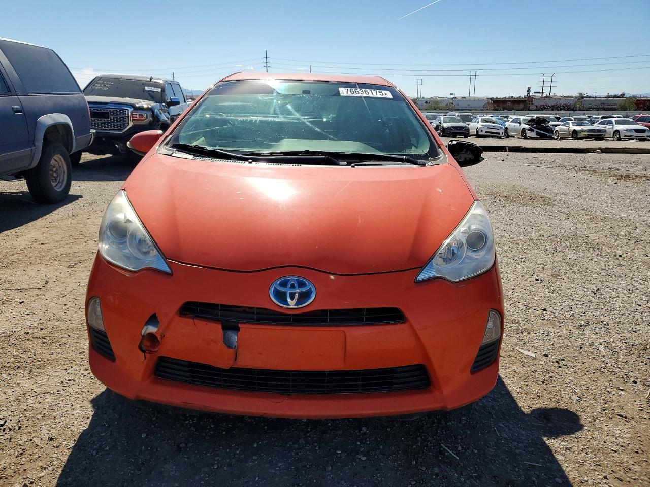 2012 TOYOTA Prius c