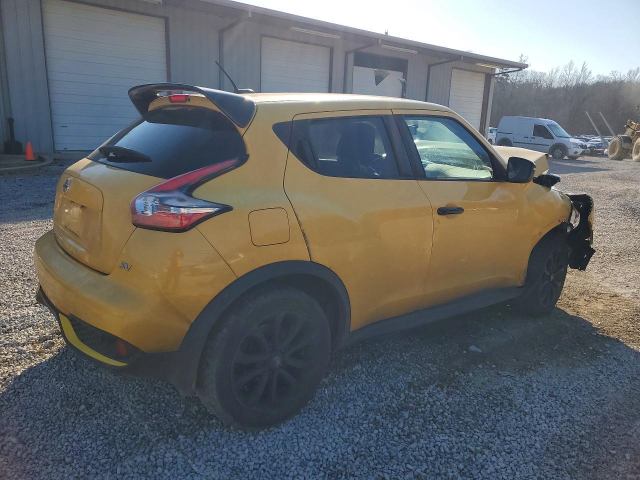 2016 NISSAN Juke