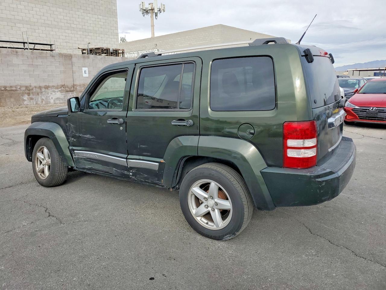 2011 JEEP Liberty
