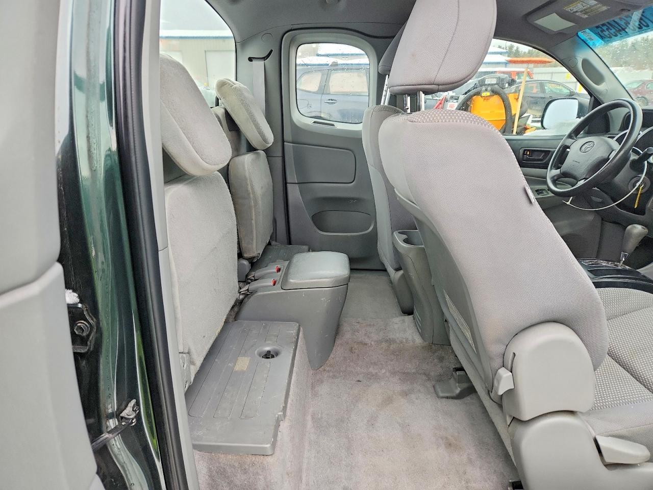 2011 TOYOTA TACOMA