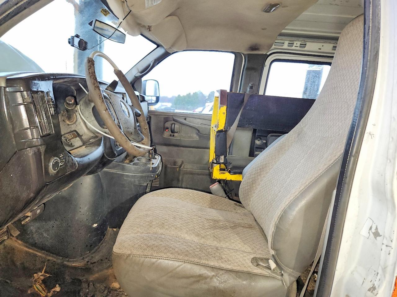 2014 CHEVROLET EXPRESS 2500