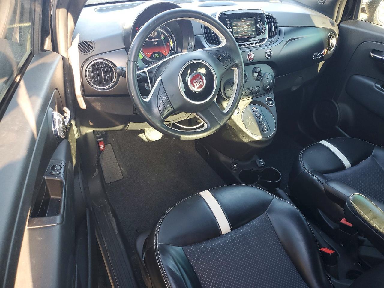 2017 FIAT 500