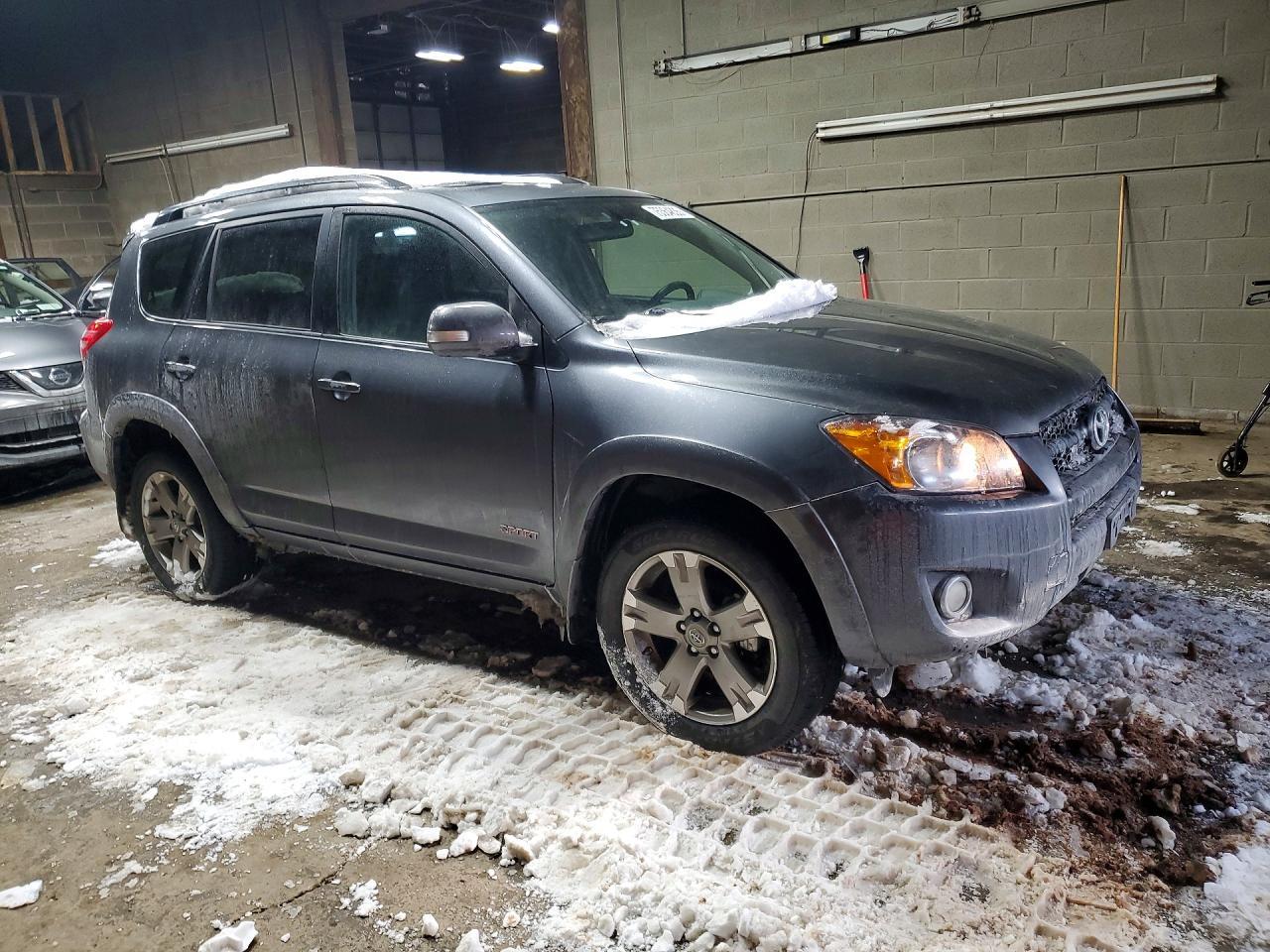 2011 TOYOTA RAV4