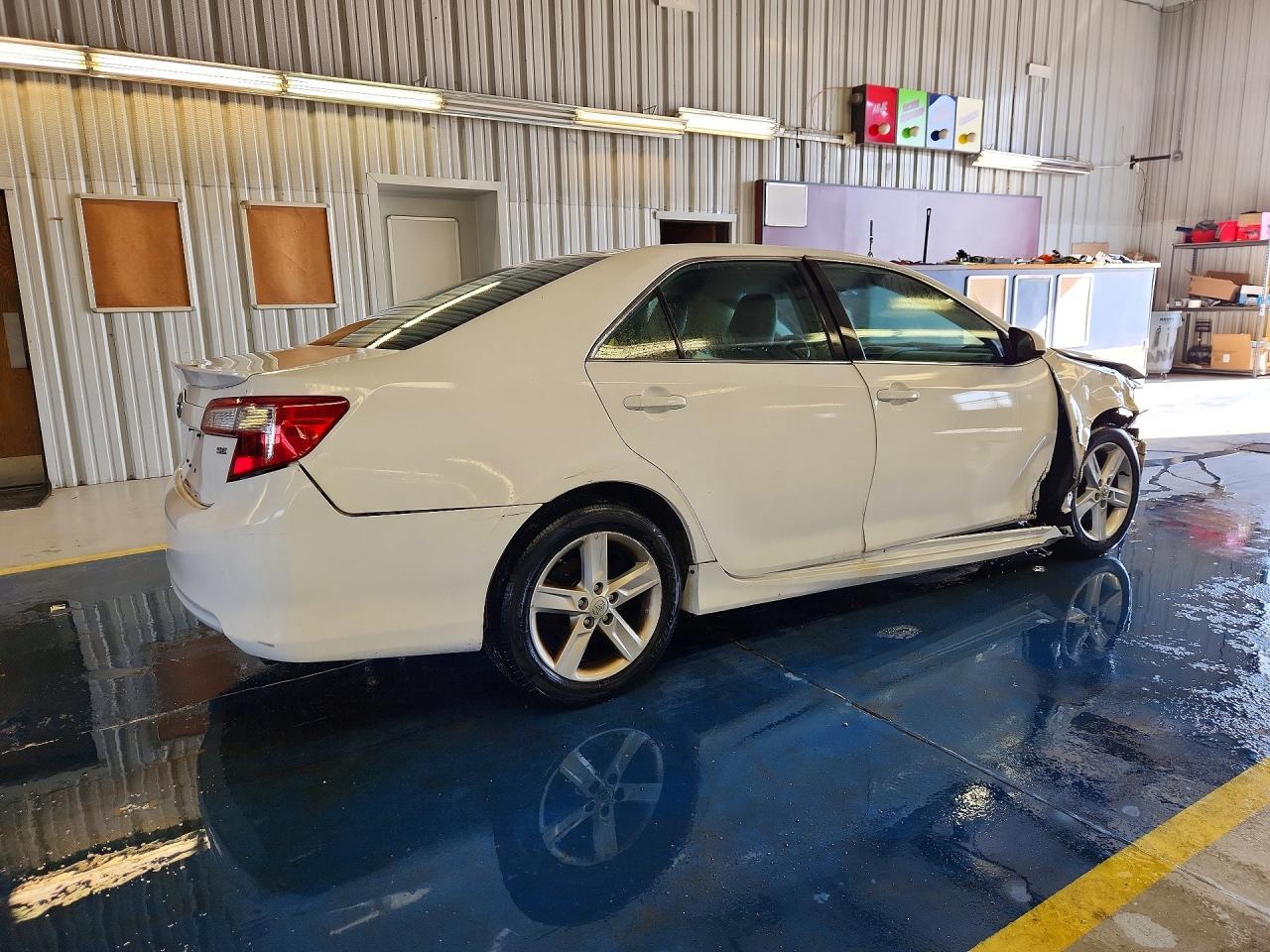 2013 TOYOTA CAMRY