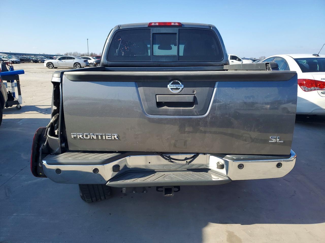 2016 NISSAN Frontier