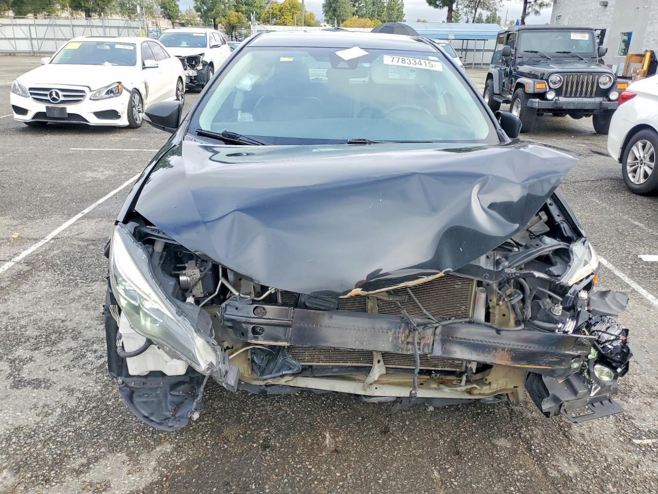 2019 TOYOTA COROLLA