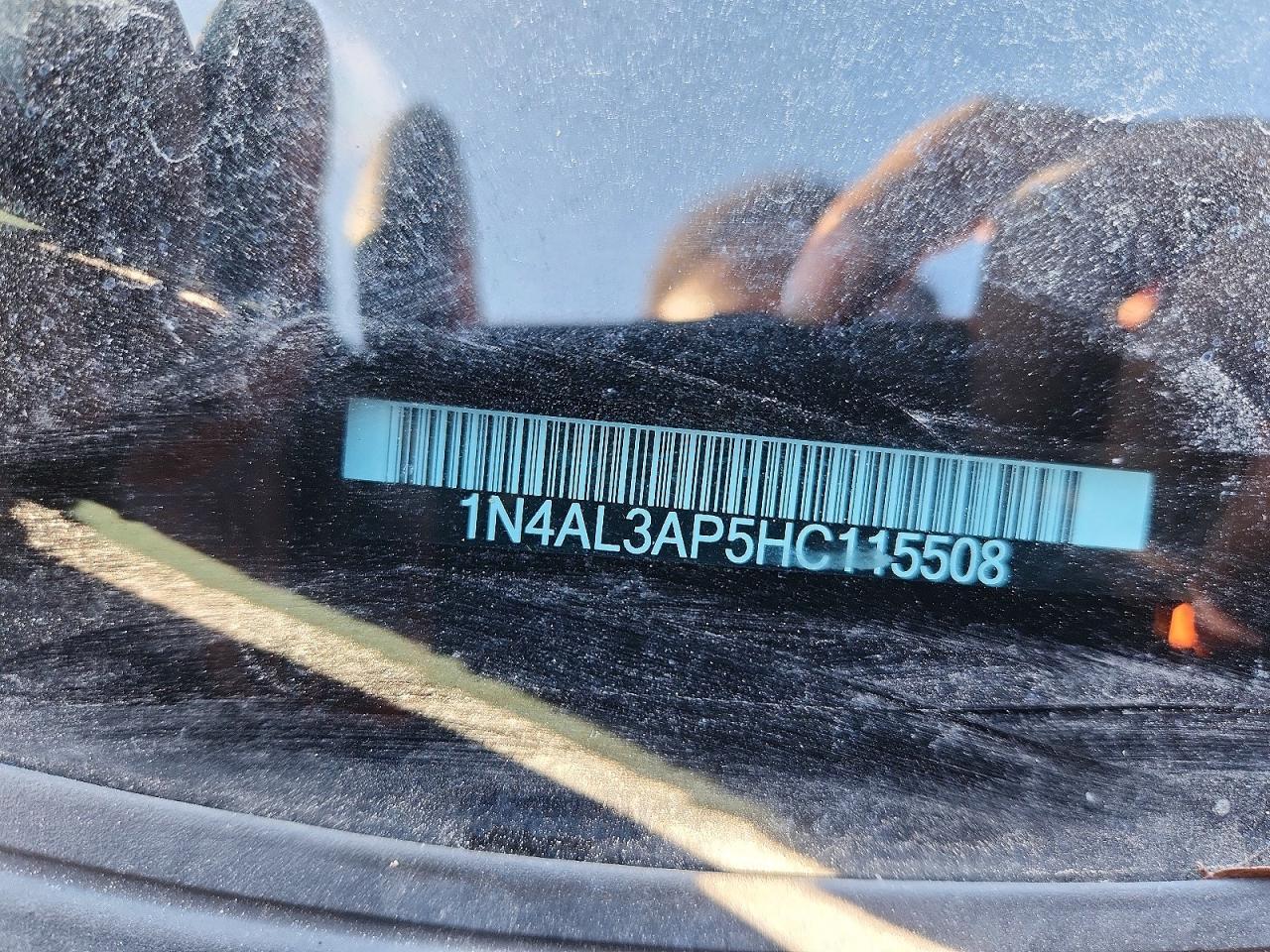 2017 NISSAN ALTIMA